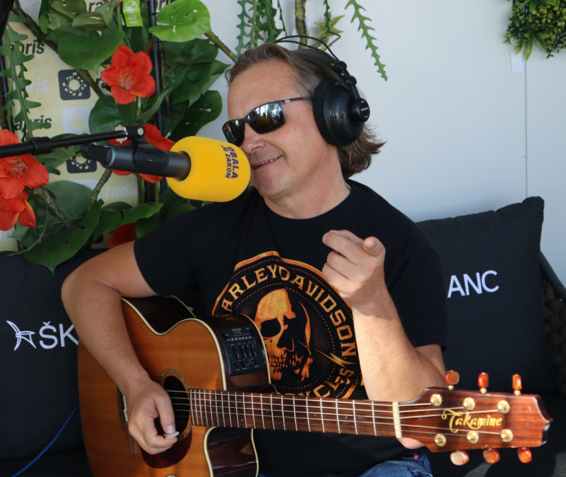 VIDEO: &Scaron;ank Rock v živo v na&scaron;em plažnem studiu