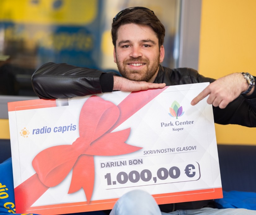 Anna Oxa je Dejanu prinesla 1.000 evrov v Caprisovi nagradni igri