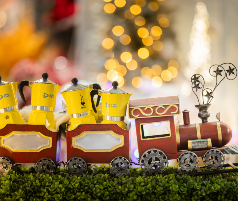 Caprisove dobrodelne kafetjere za Hladilnik toplega srca!