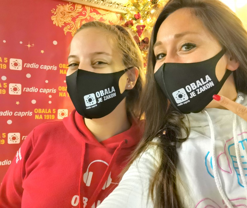 Tukaj so za&scaron;čitne maske Obala je zakon!