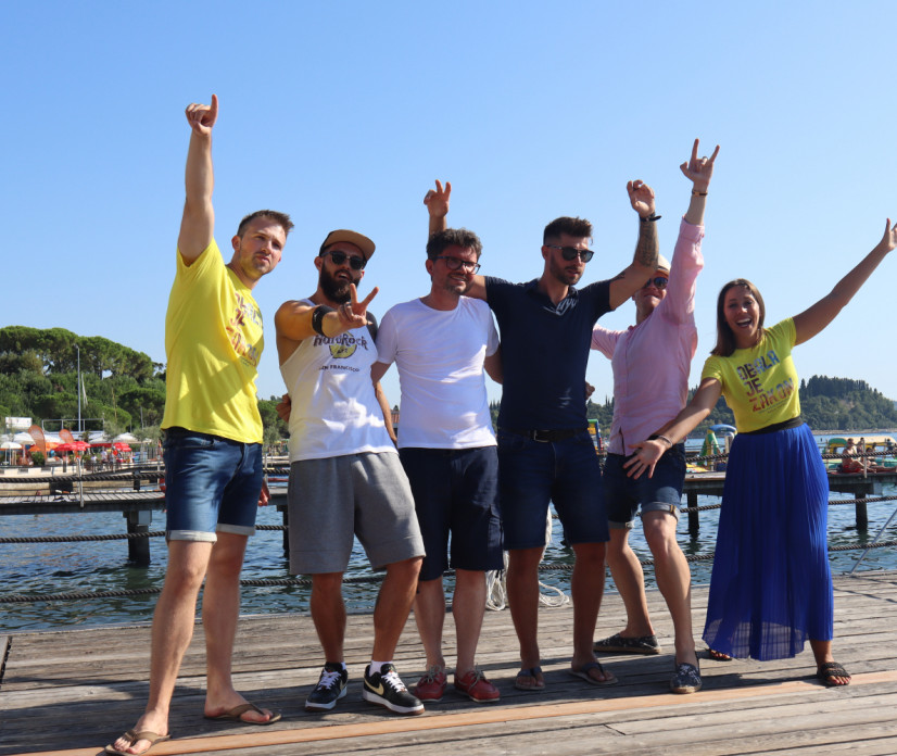 VIDEO: Na plaži je nastopil tudi Etienne