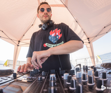 DJ NATEČAJ: zavrti svoj set na največji poletni zabavi na Obali