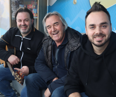 Danilo Kocjančič Friends v na&scaron;em čarobnem studiu, v nedeljo pa na Titovem trgu!