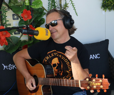 VIDEO: &Scaron;ank Rock v živo v na&scaron;em plažnem studiu