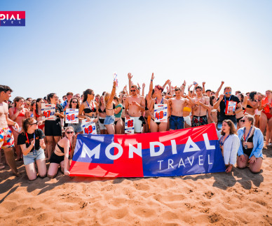 FOTO: 300 obalnih maturantov na izletu v Grčiji
