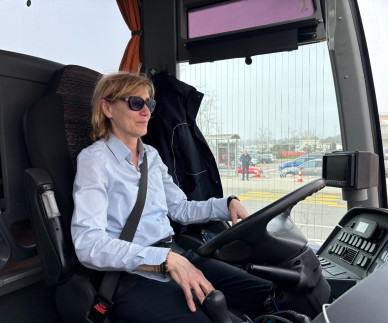 Posebne ženske - posebni poklici: voznica avtobusa Vera Zelenik