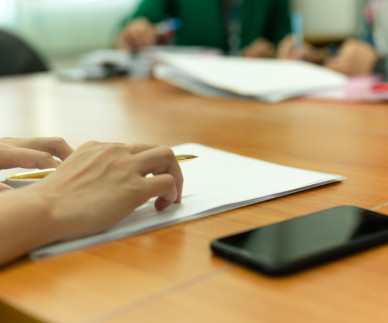 Odziv Ministrstva za kmetijstvo kot pojasnilo k umiku javnega razpisa za izbiro raziskovalnih projektov &raquo;Na&scaron;a hrana, podeželje in naravni viri&laquo; v letu 2026 