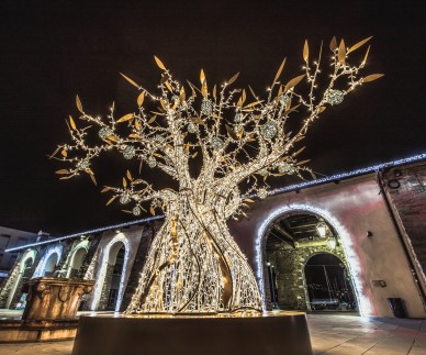 Priprave na drugačen, a kljub vsemu praznični december