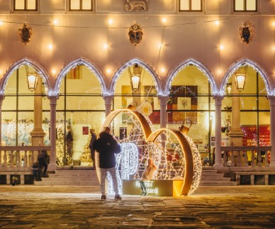 Iz Loggie danes odpeljali &scaron;e eno tono dobrin! Hladilnik odprt tudi med prazniki!