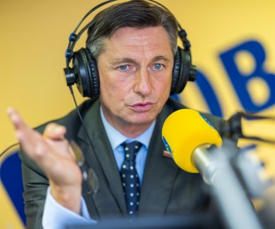Predsednik Borut Pahor v Caprisovem studiu!